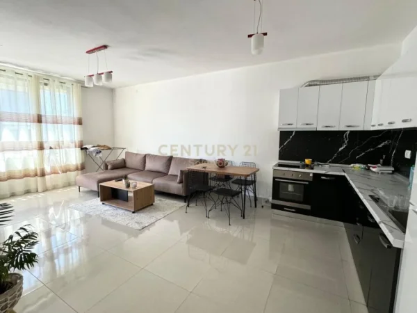 Tirane, jepet me qera apartament 1+1 Kati 2, 78 m² 500 € 