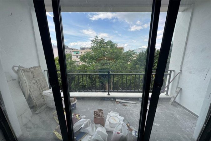 Tirane, jepet me qera apartament 3+1+Ballkon Kati 1, 124 m² 600 € (Rruga e Dibrës - Farmacia 10)