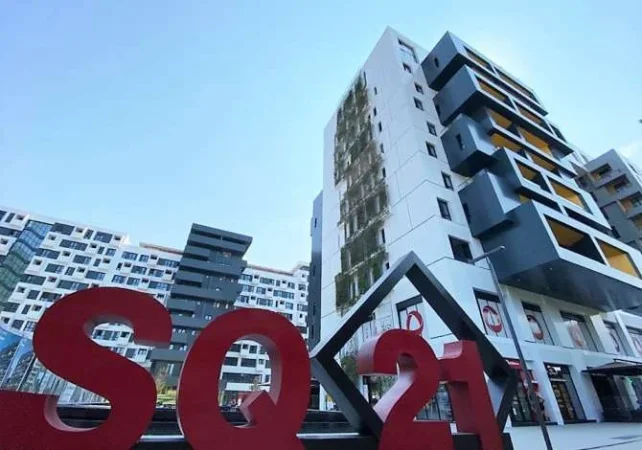 Tirane, jepet me qera ambjent biznesi Kati 0, 180 m² 3.000 € (Square 21)