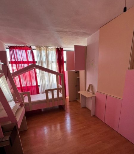 Tirane, jepet me qera apartament 2+1+Ballkon Kati 6, 153 m² 400 € (Astir)