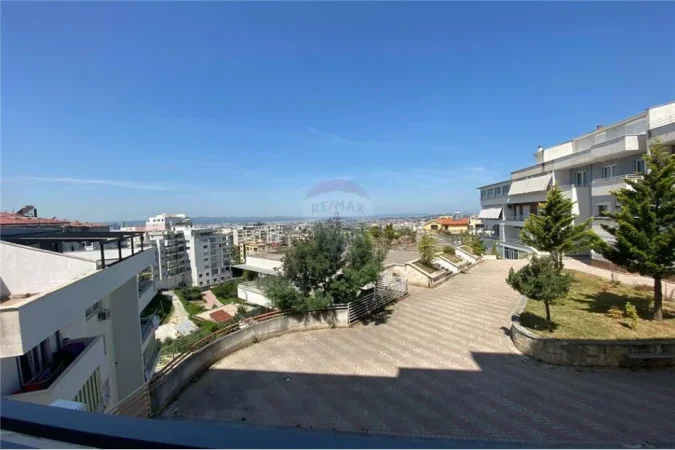 Tirane, shitet apartament 1+1 Kati 2, 60 m² 76.000 € (Rruga e Dajtit - Fresku)