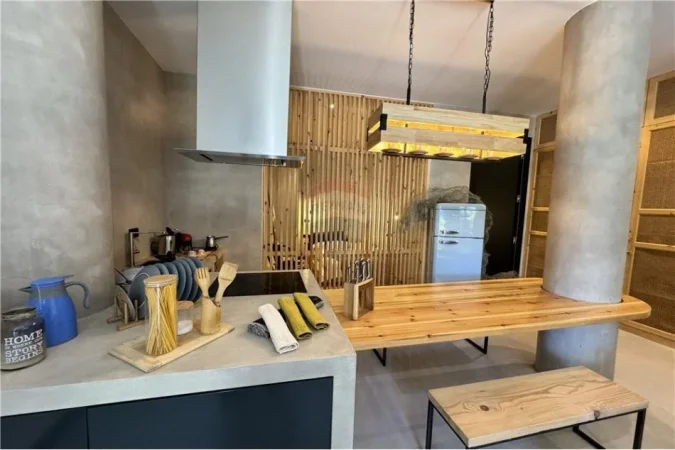 Durres, shitet apartament 2+1 Kati 1, 73 m² 250.000 € (Qerret)