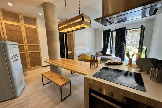 Durres, shitet apartament 2+1 Kati 1, 73 m² 250.000 € (Qerret)