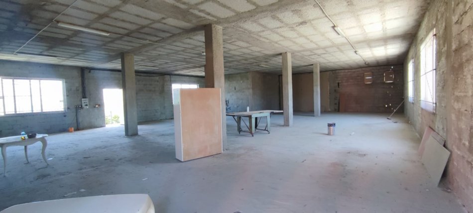 Tirane, jepet me qera Kati 2, 350 m² 500 € (Univers Reklama Kashar)