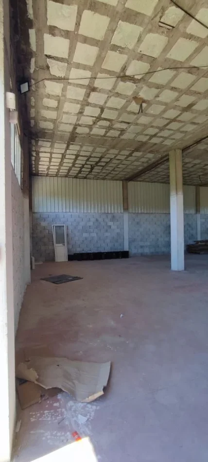 Tirane, jepet me qera Kati 0, 200 m² 550 € (Vore)