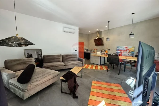 Durres, shitet 1+1 Kati 1, 63 m² 210.000 € (Qerret)