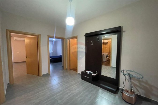 Tirane, jepet me qera apartament 2+1 Kati 4, 113 m² 550 € (Yzberisht)