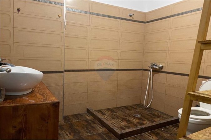 Tirane, jepet me qera apartament 2+1 Kati 4, 113 m² 550 € (Yzberisht)