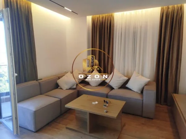 Tirane, jepet me qera apartament 2+1 Kati 6, 106 m² 1.300 € (Kopshti botanik)