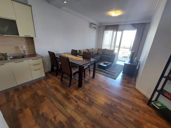 Tirane, shitet apartament 2+1 Kati 3, 109 m² 192.000 € (Don Bosko)