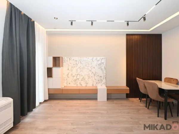Tirane, jepet me qera apartament 2+1 , 97 m² 1.500 € (Deliorgji)