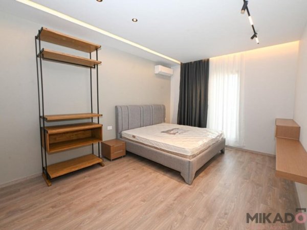 Tirane, jepet me qera apartament 2+1 , 97 m² 1.500 € (Deliorgji)