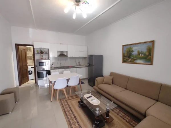 Tirane, jepet me qera apartament 1+1 Kati 3, 60 m² 500 Euro (Rruga e elbasanit)