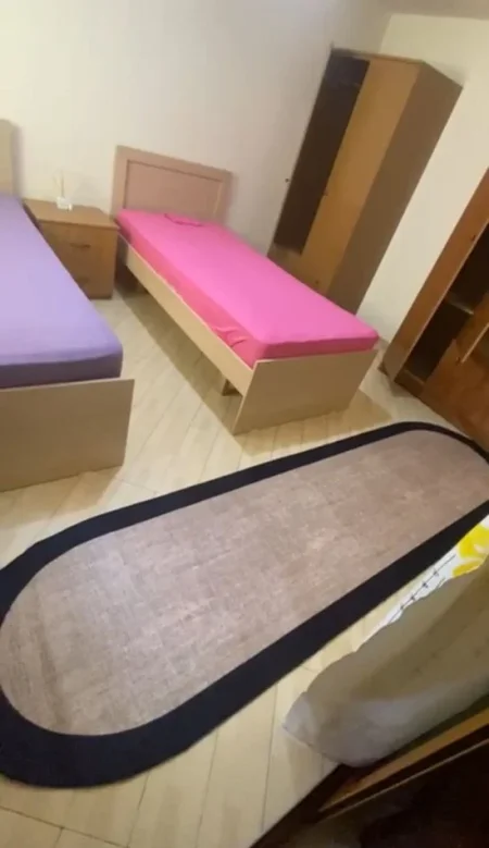 Tirane, jepet me qera apartament 1+1 Kati 2, 50 m² 350 € (Myslym Shyri)