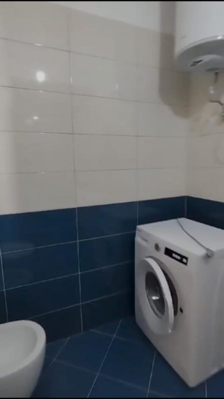 Tirane, jepet me qera apartament 2+1 Kati 6, 450 m² 450 € (ASTIR)