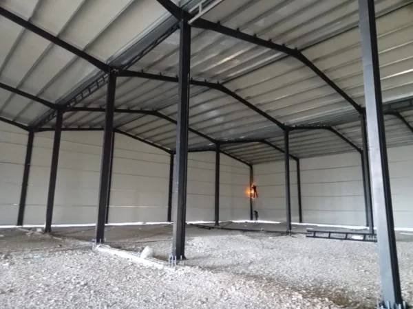 Tirane, jepet me qera magazine Kati 0, 2.300 m² 9.200 € (Kashar)