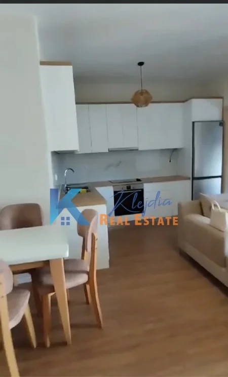 Tirane, jepet me qera apartament 2+1 Kati 6, 86 m² 450 € (Astir, afer Ozone)