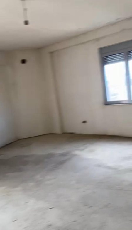 Tirane, shitet apartament Kati 4, 102 m² 103.000 € (Babrru)