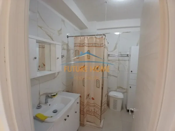 Tirane, jepet me qera apartament 1+1 Kati 3, 66 m² 350 € (Ali Demi)