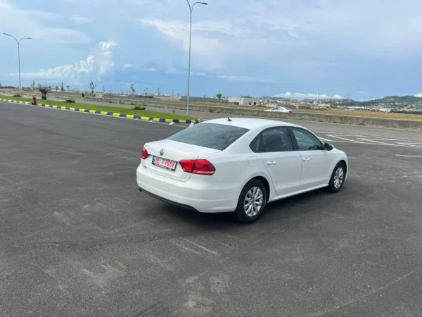 Durres, shes makine Vw Benzin, e bardhë automatik Kondicioner