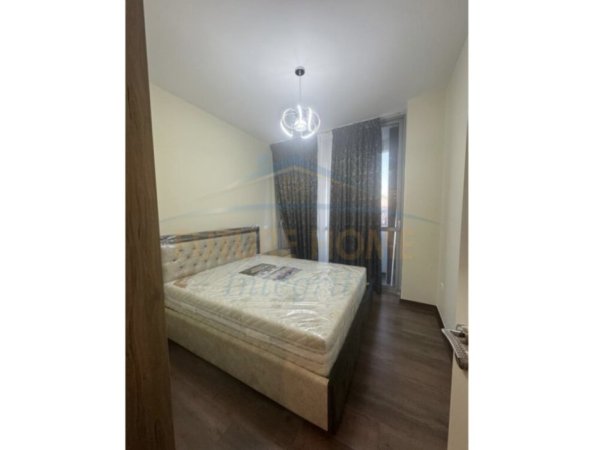 Tirane, jepet me qera apartament 2+1 Kati 2, 86 m² 700 € (Ish Tregu Elektrik)