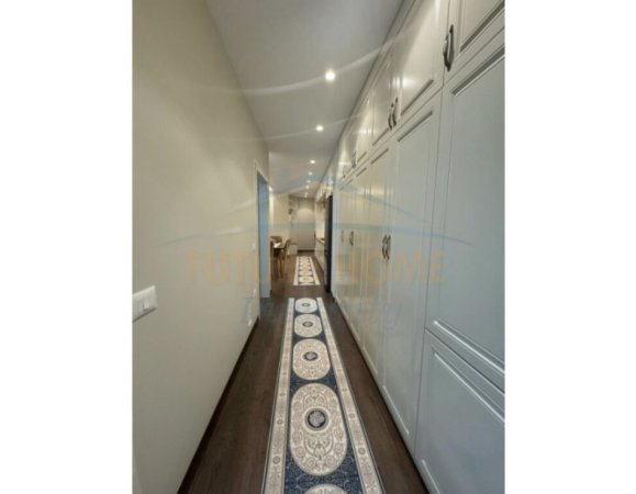 Tirane, jepet me qera apartament 2+1 Kati 2, 86 m² 700 € (Ish Tregu Elektrik)