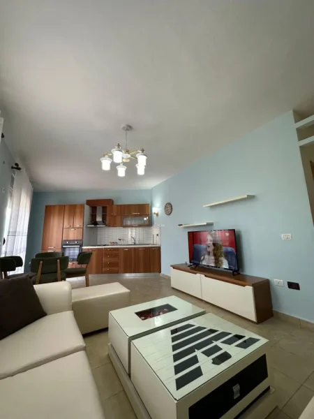 Radhime - Orikum, jap me qera apartament 2+1+Ballkon Kati 1, 50 €