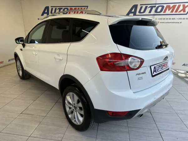 Tirane, shes SUV | Fuoristrad | Xhip FORD KUGA Nafte, e bardhë automatik Klima 199.000 km 9.300 €