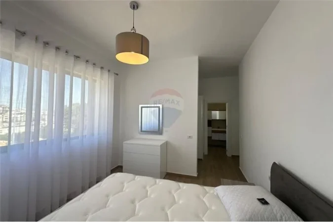 Tirane, jap me qera apartament 3+1 , 122 m² 800 € (APARTAMENT 3+1 NE REZIDENCEN KODRA E DIELLIT)