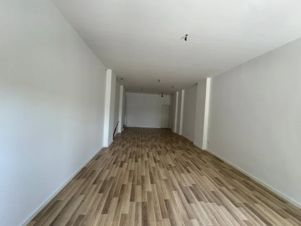 Durres, shitet garsonier Kati 1, 52 m² 68.000 € (Pavaresia , Plazh)