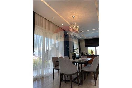Tirane, jepet me qera apartament duplex Dublex , 100 m² 2.500 € (Kodra e Diellit, Shqipëri)