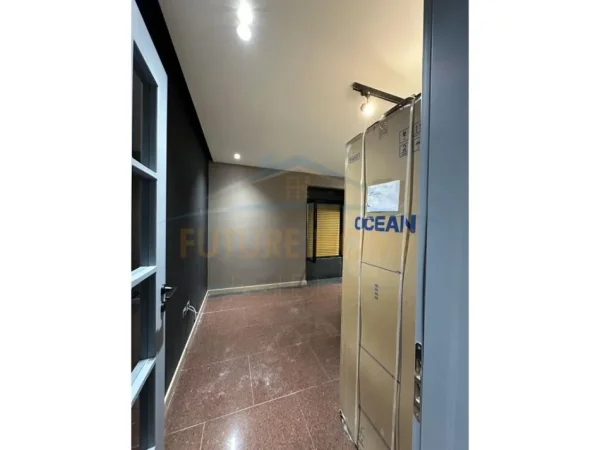Tirane, Shitet apartament 1+1 Kati 1, 35 m² 210.000 € (SHALLVARET)