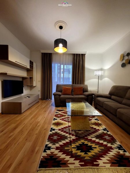Tirane, jepet me qera apartament 2+1 Kati 6, 110 m² 1.500 € (blloku)