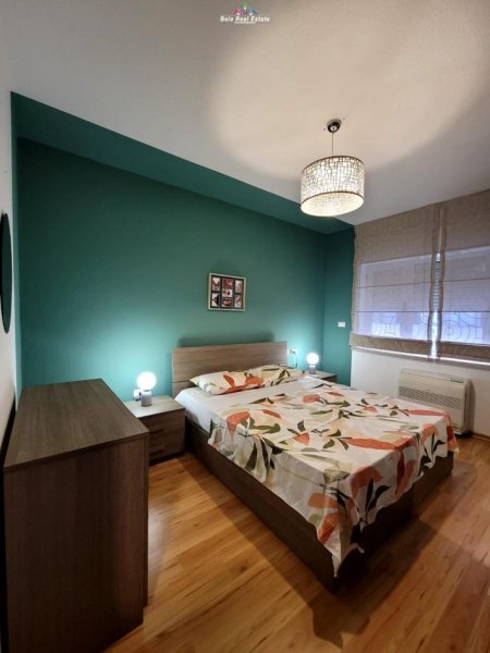 Tirane, jepet me qera apartament 2+1 Kati 6, 110 m² 1.500 € (blloku)