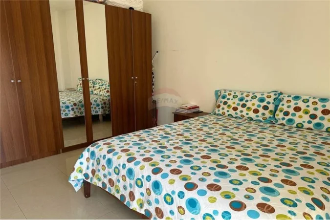 Vlore - Lungomare - Uji i Ftohte, shitet apartament 1+1 Kati 4, 80 m² 90.000 € (Apartament 1+1 ne shitje)