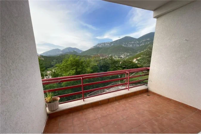 Tirane, shitet apartament 1+1 , 61 m² 72.000 € (Apartament 1+1 per shitje ne Fresk !)