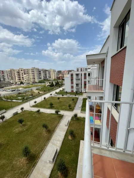 Tirane, jepet me qera DITORE-MUJORE-VJETORE apartament 2+1+Ballkon Kati 4, 160 m² 100 € (teodor keko)