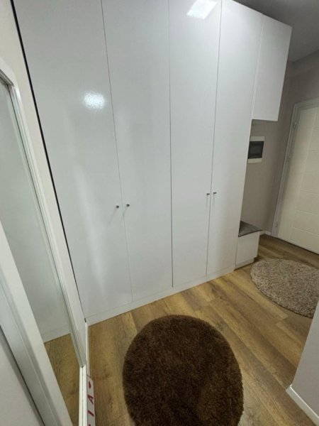 Tirane, jepet me qera apartament 2+1+Ballkon Kati 2, 93 m² 450 € (Besim Alla)