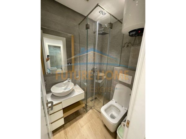 Tirane, jepet me qera apartament 2+1+Aneks+Ballkon Kati 5, 110 m² 1.100 € (RRUGA MYSLYM SHYRI)