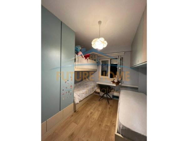 Tirane, jepet me qera apartament 2+1+Aneks+Ballkon Kati 5, 110 m² 1.100 € (RRUGA MYSLYM SHYRI)
