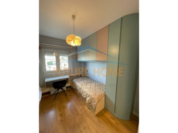 Tirane, jepet me qera apartament 2+1+Aneks+Ballkon Kati 5, 110 m² 1.100 € (RRUGA MYSLYM SHYRI)