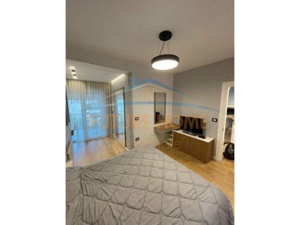 Tirane, jepet me qera apartament 2+1+Aneks+Ballkon Kati 5, 110 m² 1.100 € (RRUGA MYSLYM SHYRI)