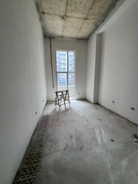Tirane, shitet , 50.500 € 
