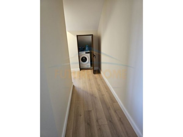 Tirane, jepet me qera apartament 2+1 Kati 4, 80 m² 650 € (Vasil Shanto)