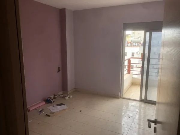Durres, shitet apartament 1+1+Ballkon Kati 3, 65 m² 72.000 € (Shkembi i Kavajes)