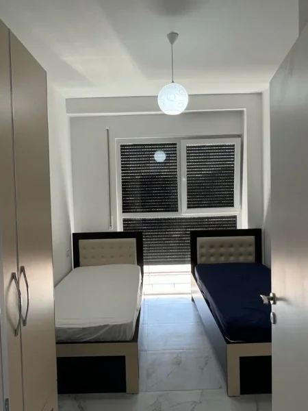 Tirane, jepet me qera apartament 2+1 Kati 5, 85 m² 450 € (Bulevardi Migjeni)