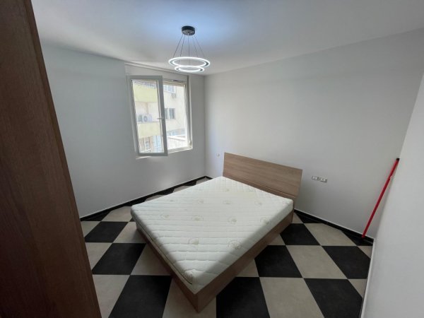 Tirane, shes 1+1+Aneks+Ballkon Kati 4, 73 m² 120.000 € (Kodra Diellit , Rr Bill Klinton)