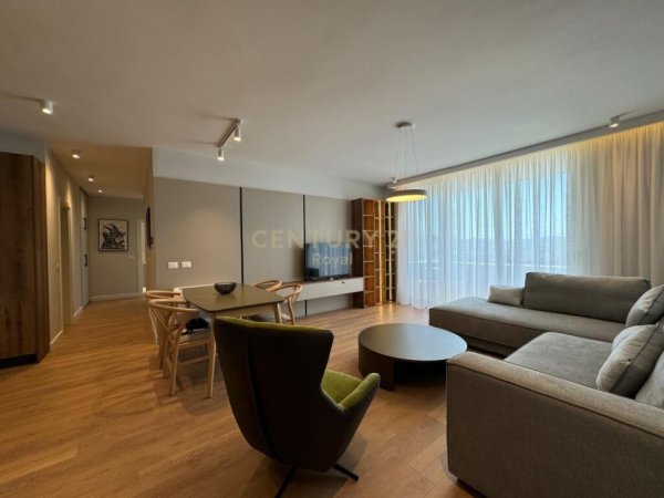 Tirane, jepet me qera apartament 2+1 Kati 8, 107 m² 1.300 € (Bulevardi Zogu i Pare)