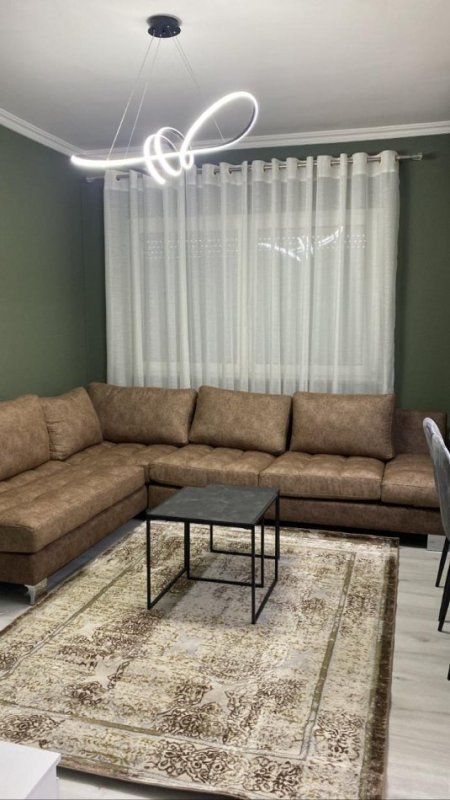 Tirane, jepet me qera apartament 1+1+Ballkon Kati 6, 65 m² 450 € (Don bosko prane supermarket spar)