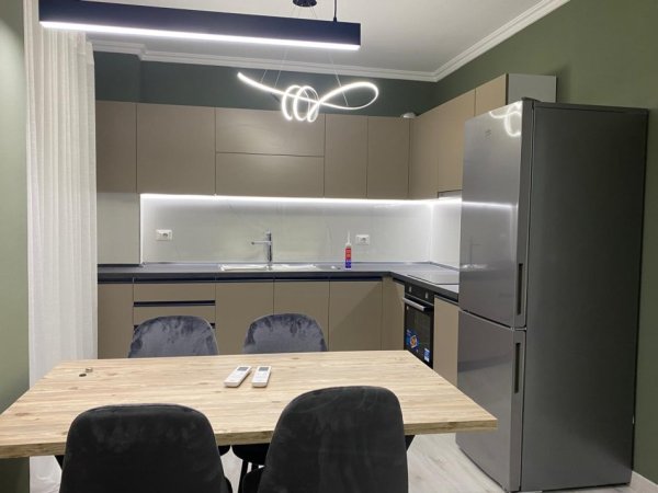 Tirane, jepet me qera apartament 1+1+Ballkon Kati 6, 65 m² 450 € (Don bosko prane supermarket spar)